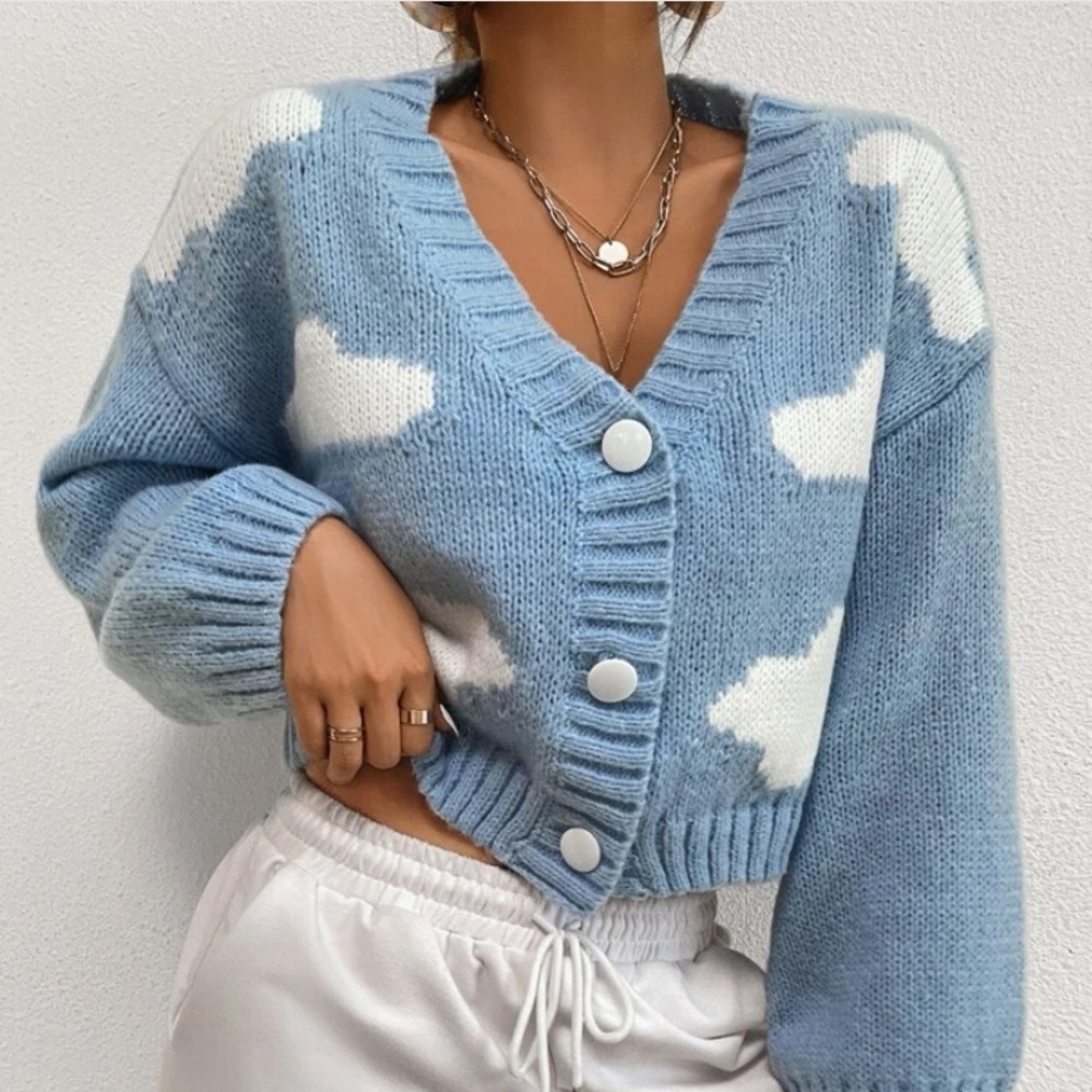 Cloud Cardigan from SHEIN Barely worn and in very good condition